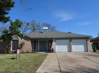 12826 Hunting Briar Dr, Houston, TX 77099