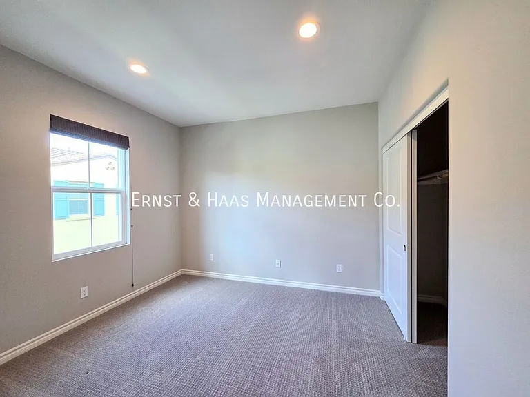 4735 Holly Ave — Photo 20