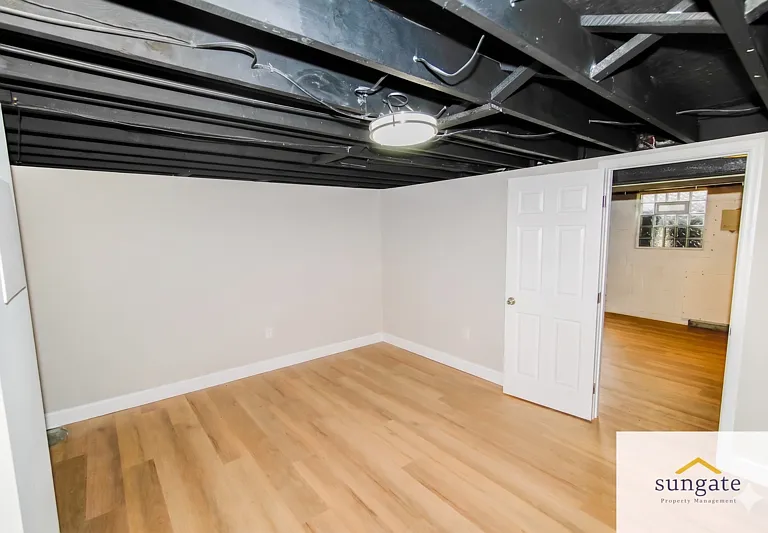 3427 N Point Rd — Photo 26