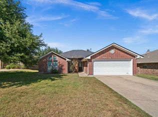 11614 Three Chimneys Dr, Flint, TX 75762