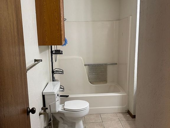 3rd image of 707 28th St