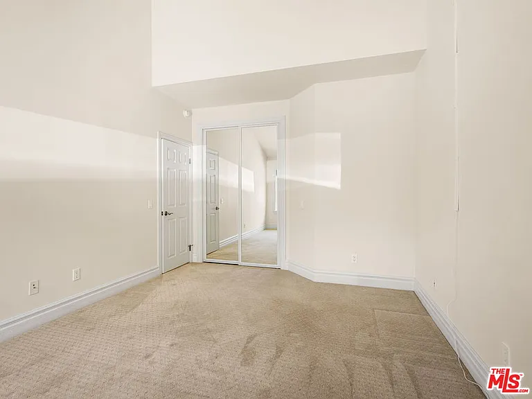 19234 Mayall St — Photo 21