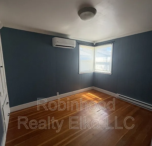620 Maple St — Photo 17