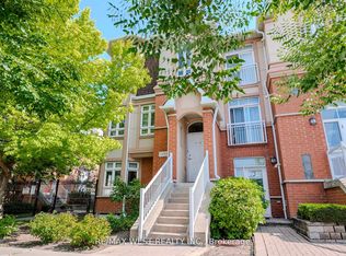 9 Pine St #28, Toronto, ON M9N 0A6