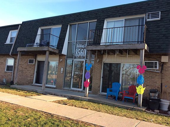 2nd image of 8560 W 102nd Ter #5-211