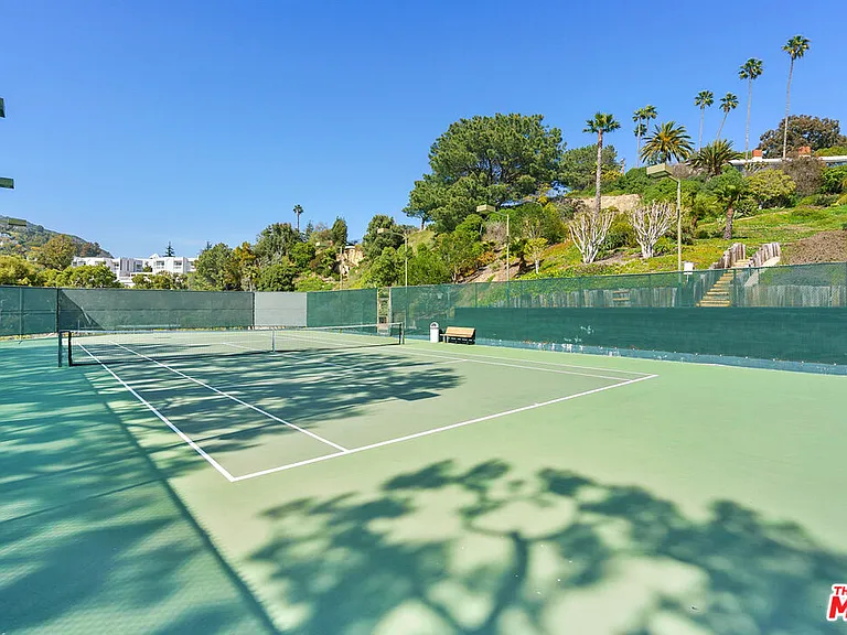 17350 Sunset Blvd #103 — Photo 14
