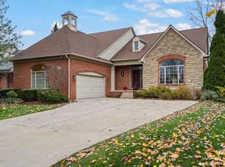 2470 Winged Foot Ct, Ann Arbor, MI