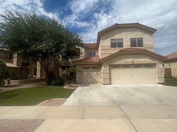 2nd image of 222 W Pelican Dr