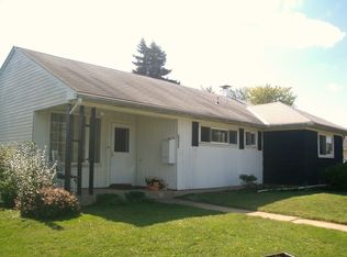 2069 Cloverdale Rd, Bethlehem, PA 18018