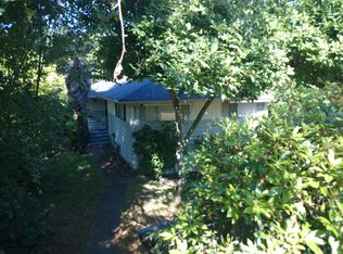 9425 36th Ave SW, Seattle, WA 98126