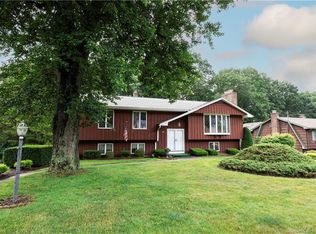 60 Selma Ave, Derby, CT 06418