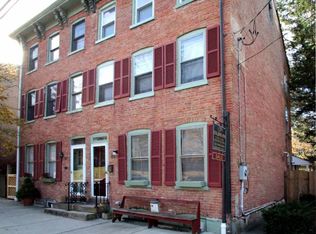 85 S Main St, Lambertville, NJ 08530