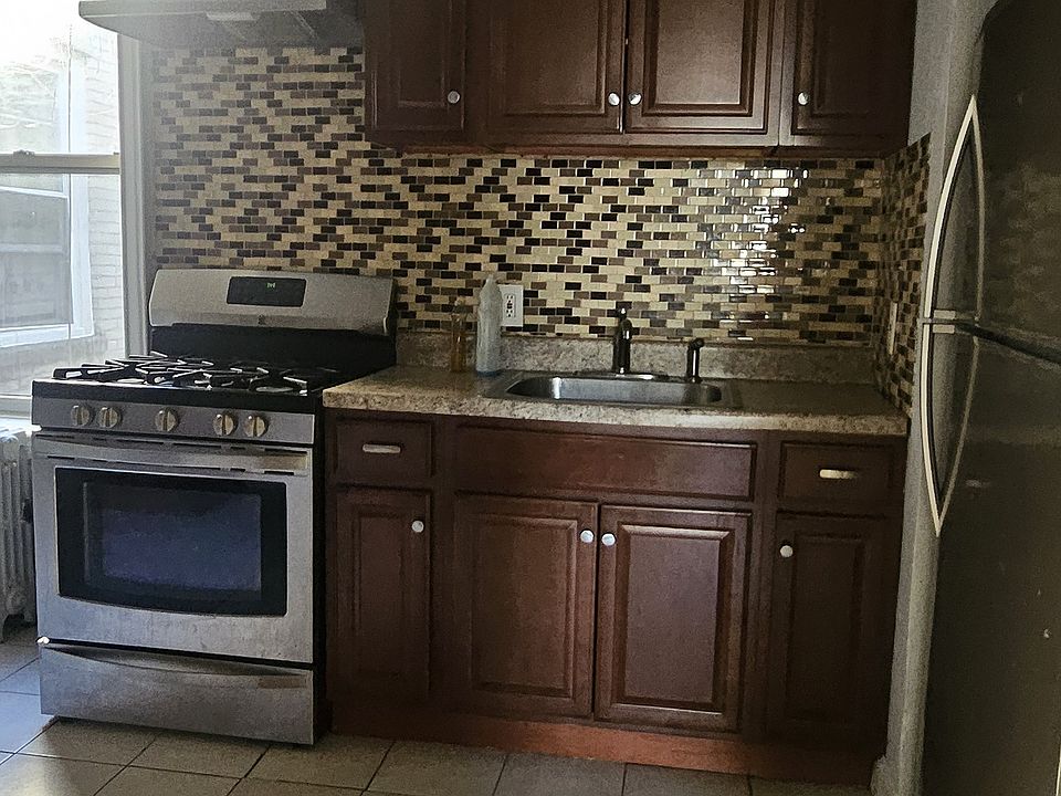 1st image of 644 Flatbush Ave #3