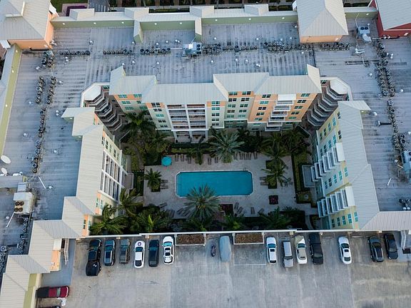 3rd image of 804 E Windward Way APT 610