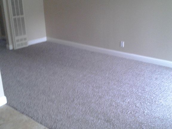5th image of 262 Mariposa Ave APT 17