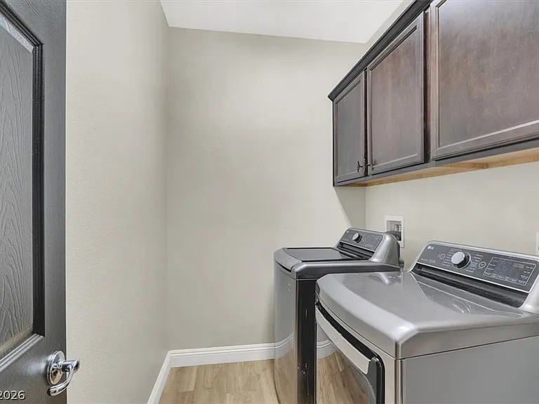 1405 Fantastic Ct — Photo 5
