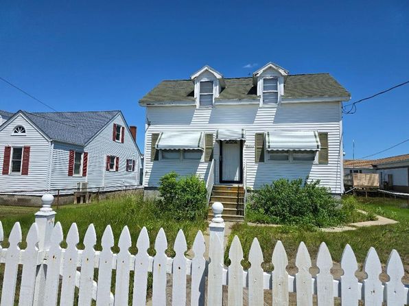 16365 Main Ridge Rd, Tangier, VA 23440