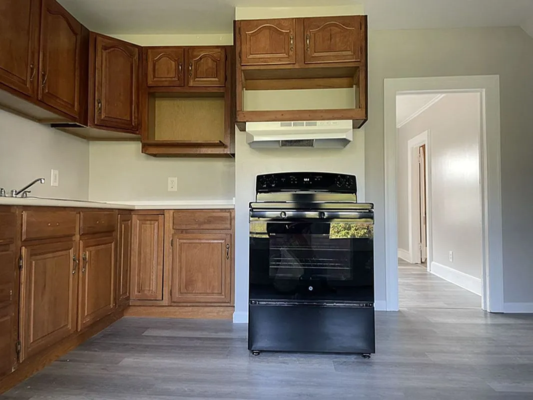 2 bed, 1.0 bath, 900 sqft, $1,550 — Photo 4