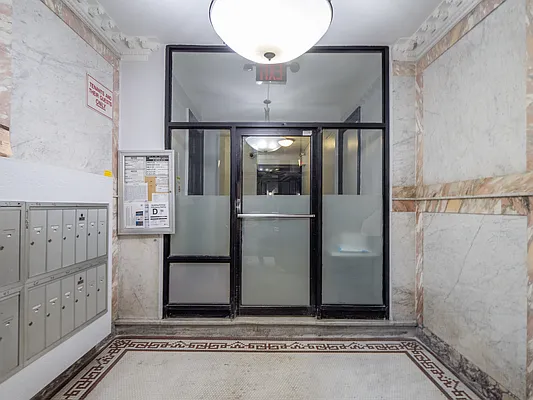 Rented by City Connections Realty | media 11