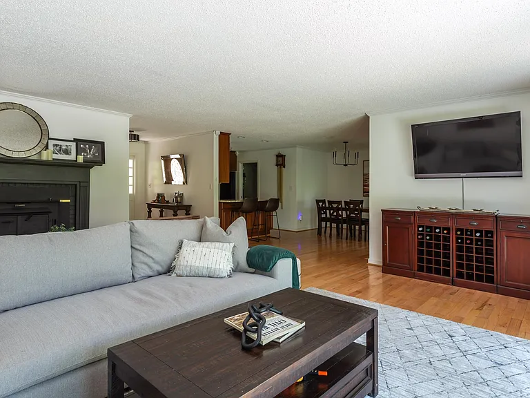 18 Windsong Pl — Photo 20