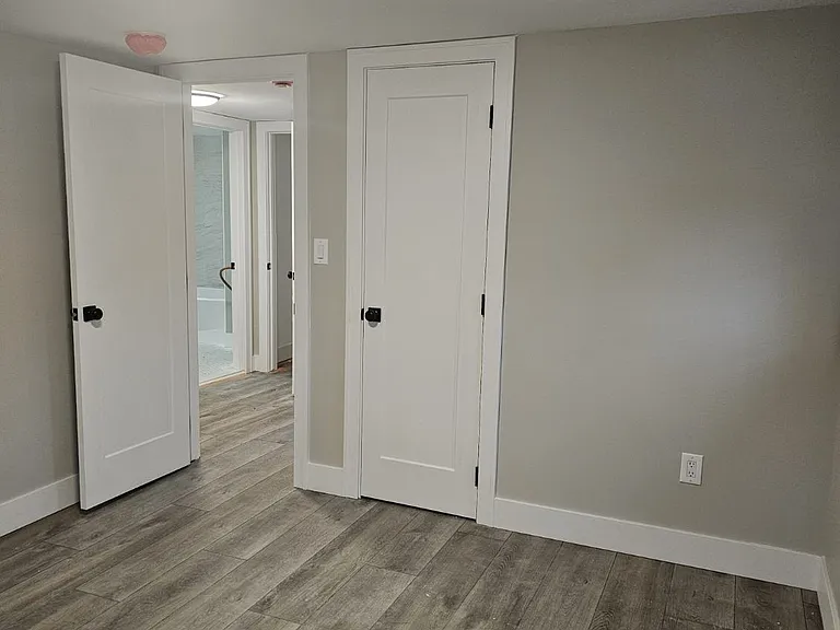 25124 Blair St — Photo 10