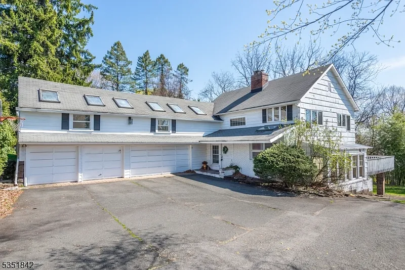405 Goffle Hill Rd photo 1