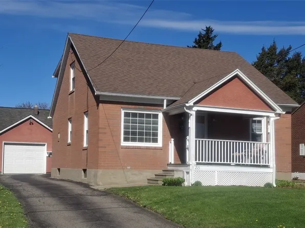 215 Wilson Ave, Endicott, NY 13760