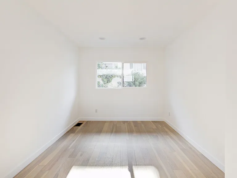 2314 Glendale Blvd — Photo 6