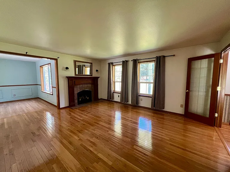 3611 Baker Ames Rd NE — Photo 9