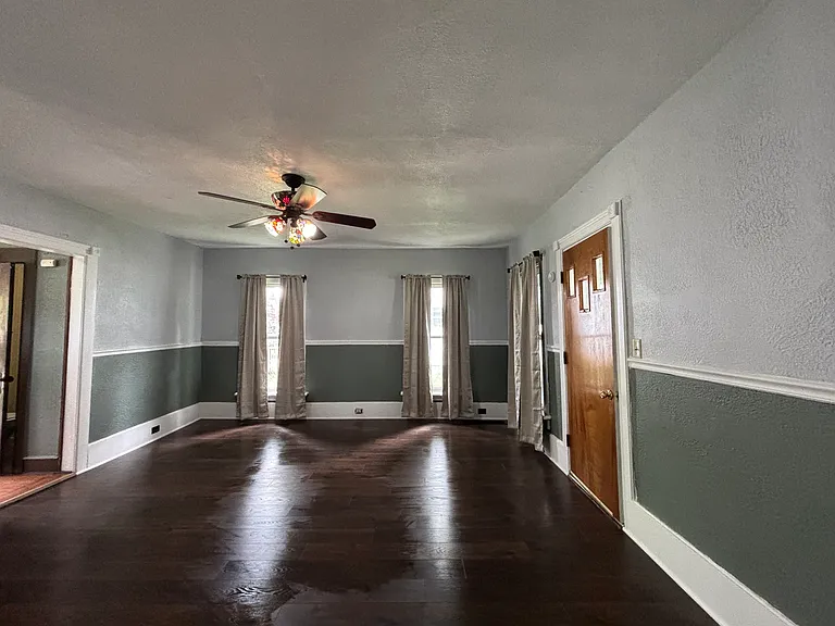 120 N Church St — Photo 2