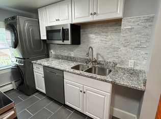 122 Brookline St APT 2, Worcester, MA 01603