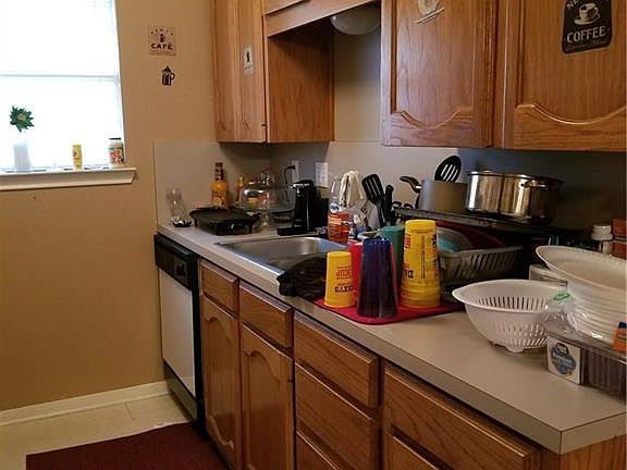 4th image of 1801 Windward Dr