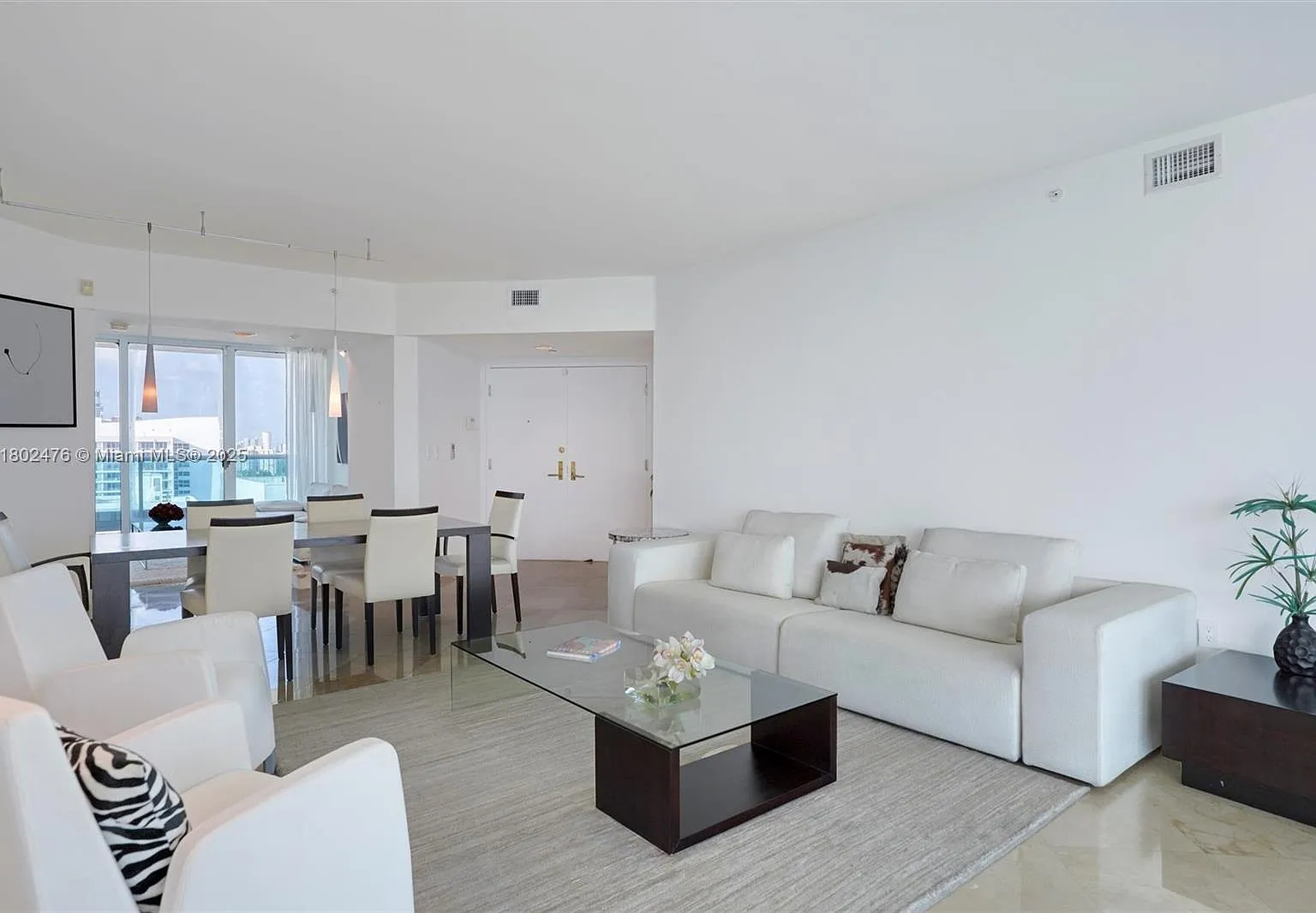 2 bed, 1750 sqft, $13,000 — Photo 4