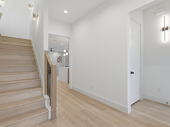 3rd image of 2329 Stoneman St