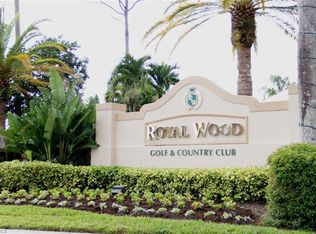 3467 Royal Wood Blvd, Naples, FL 34112