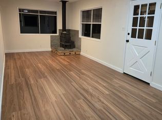 126 Sunny Slopes Rd, Mammoth Lakes, CA 93546