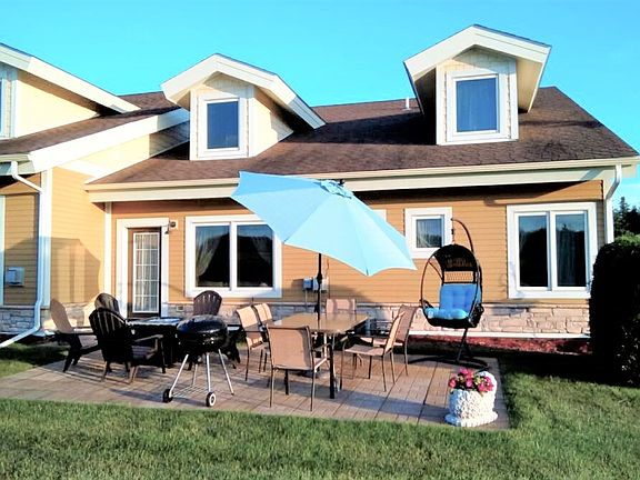 Golf course frontage.