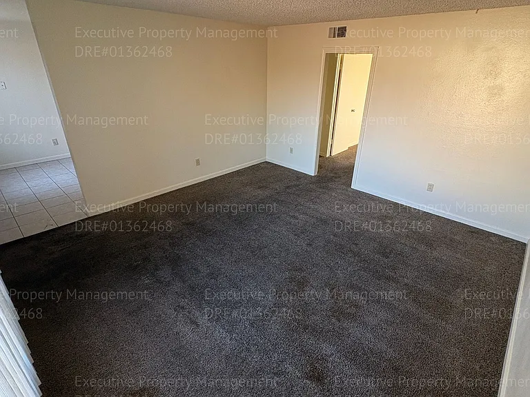 2812 N Half Moon Dr — Photo 13