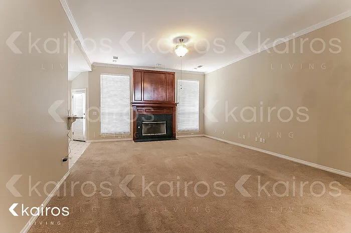 3 bed, 2.0 bath, 2126 sqft, $2,045 — Photo 3