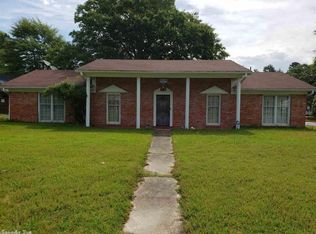 9 Hunters Grn, Pine Bluff, AR 71603