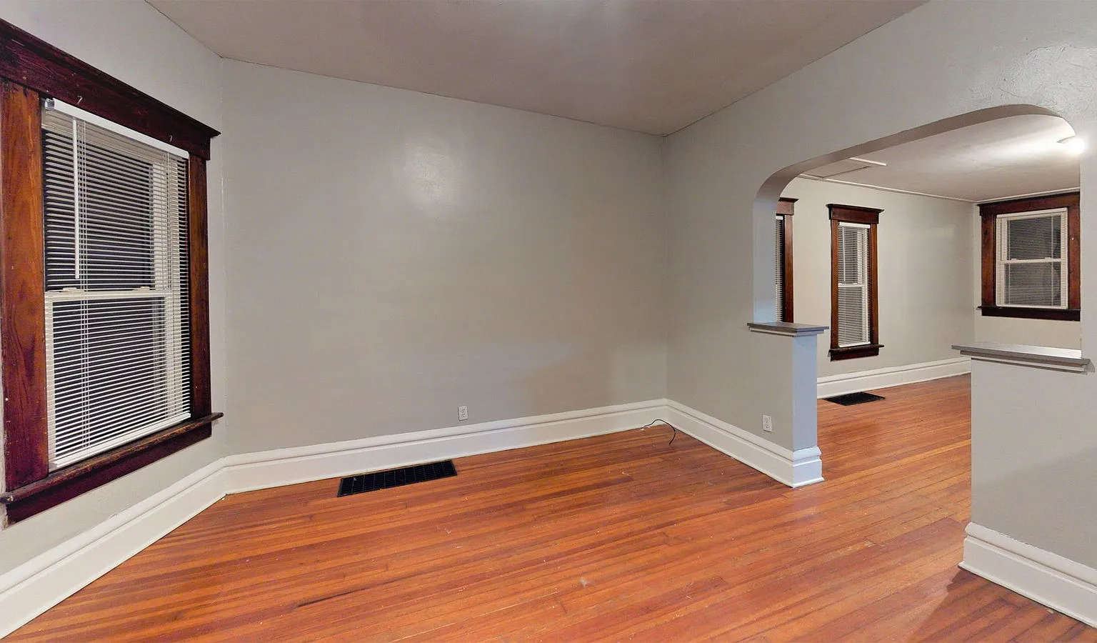 4 bed, 1.0 bath, $1,795 — Photo 2