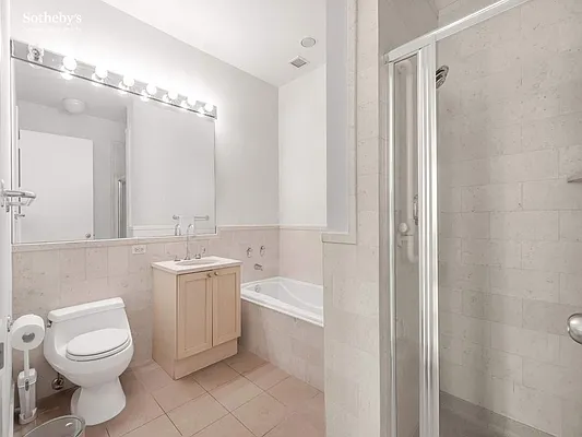 Sold by Sotheby's International Realty | media 10