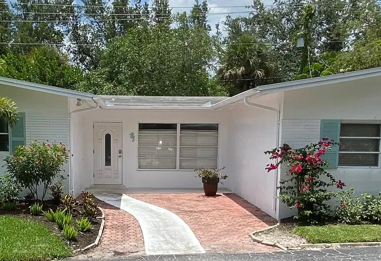 1147 Milano Dr — Photo 9