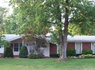 2155 Wedgwood Dr W, Florissant, MO