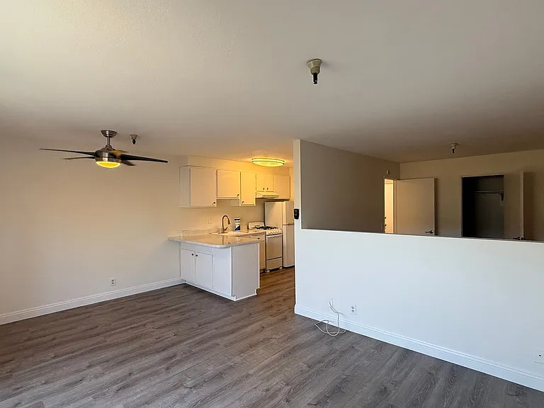 147 Avenida Serra — Photo 3