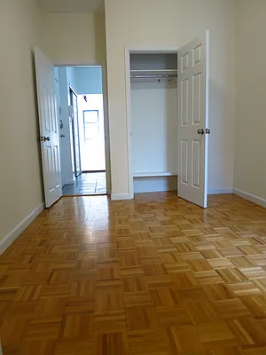 Rented by City & Suburban | media 40