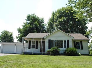 5866 Moro Rd, Moro, IL 62067