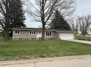 204 W North St, Ravenna, NE 68869