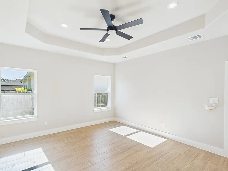 110 Parlin Ln — Photo 34