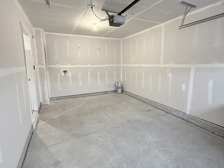 400 El Camino Dr #B — Photo 29